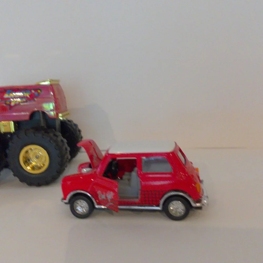 Monster Truck Mini Cooper Panther De Ville  Car Lot
